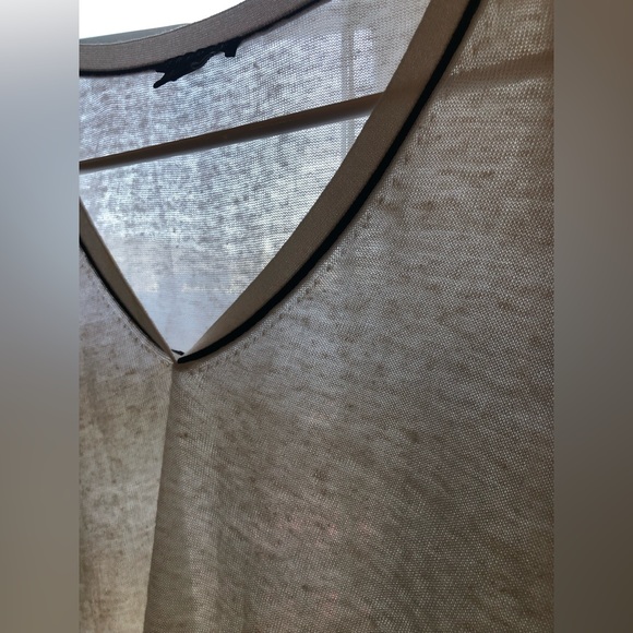 Theory Breathable Linen Viscose Blend White Stripe V Neck Short Sleeve T… - Picture 3 of 7